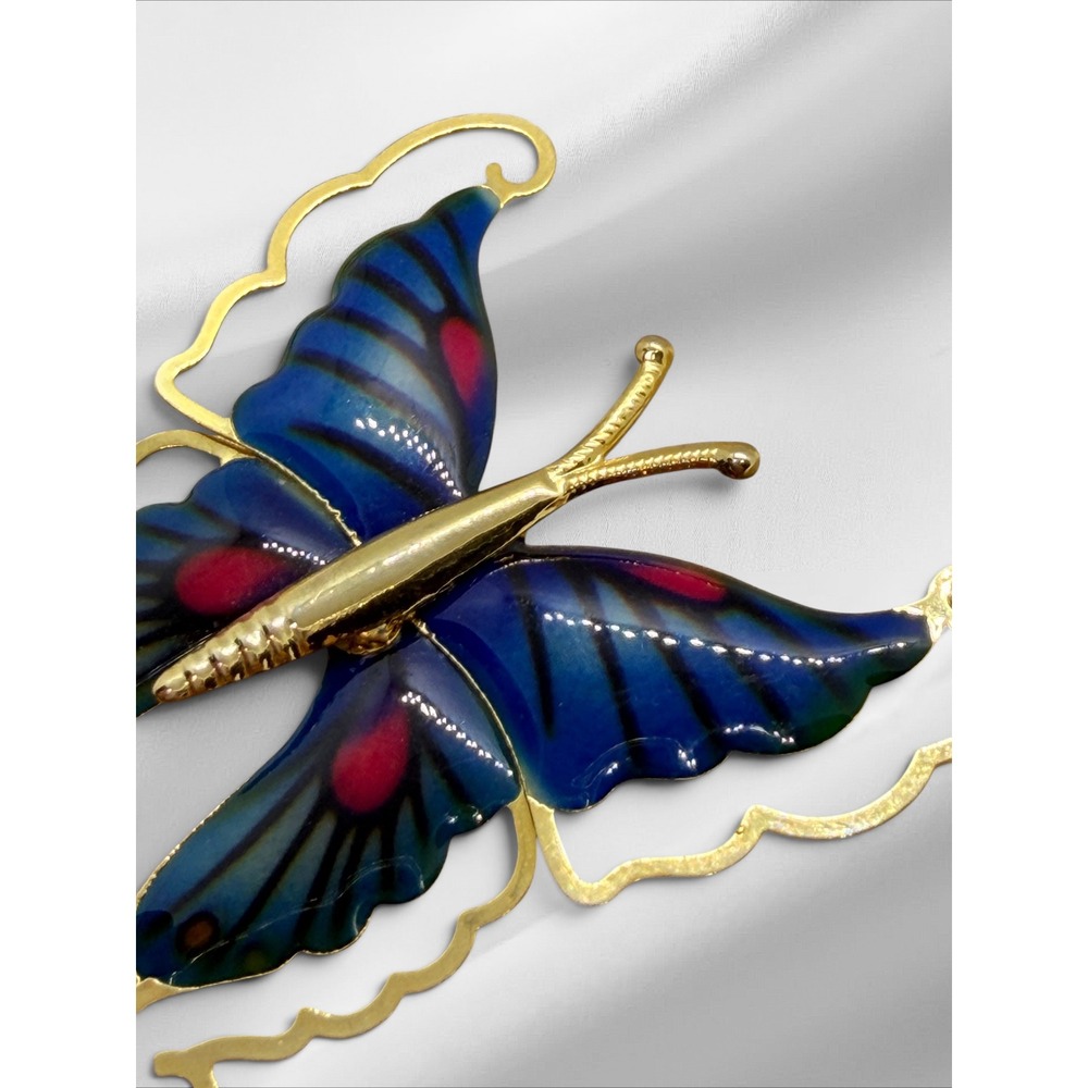 Vintage Gold Tone Blue Enamel Butterfly Brooch Pin Whimsical Nature Jewelry - Picture 4 of 9